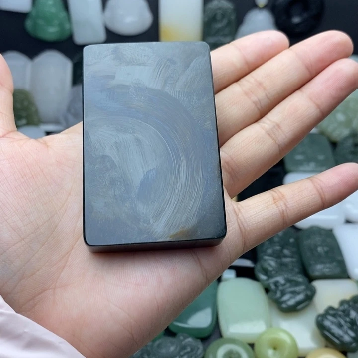 漫***》和田玉未镶嵌颈饰