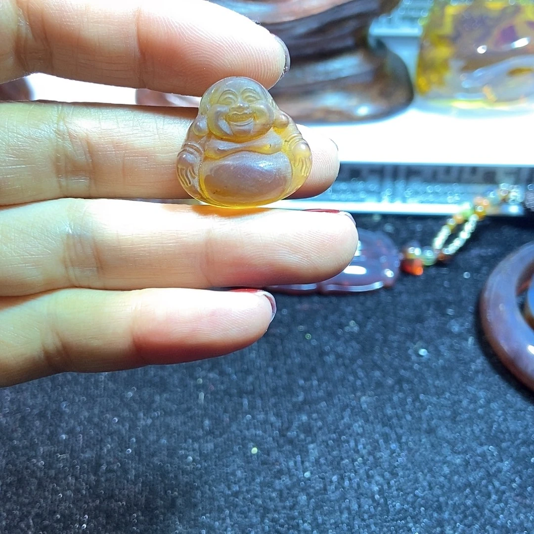 未镶嵌颈饰琥珀缅甸天然琥珀吊坠