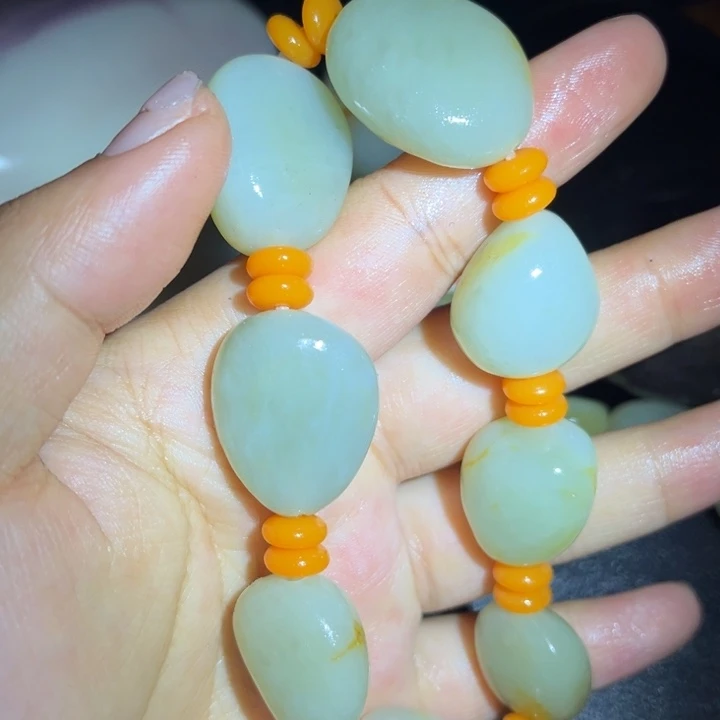 和田玉未镶嵌珠宝奇石