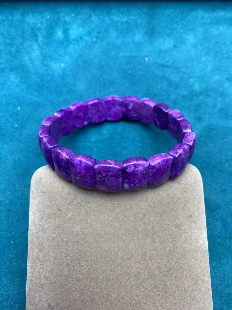 【贝贝优选】X86时尚百搭丝绒紫手牌