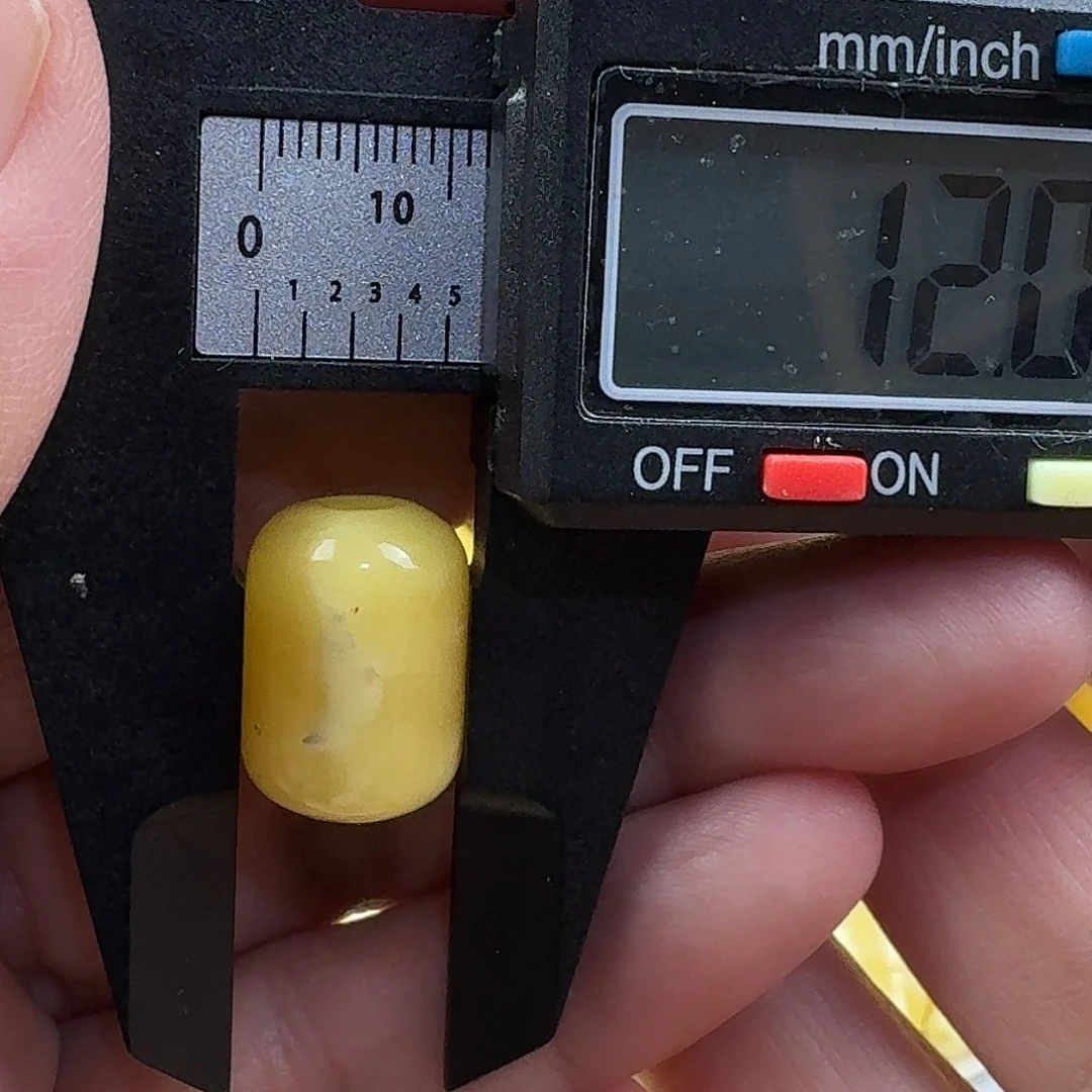 蜜蜡未镶嵌裸石26杂