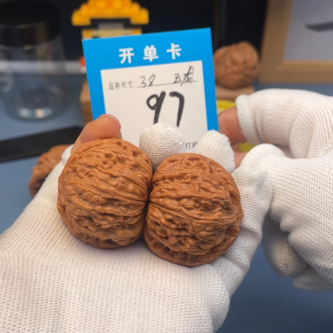 吊坠桃核文玩核桃