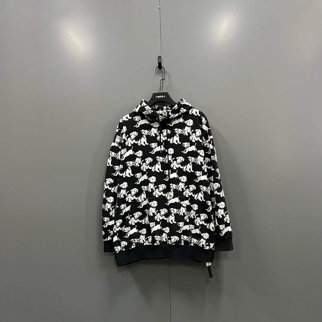 99新 Celine/思琳 h913 小狗满印帽衫 M码 102470