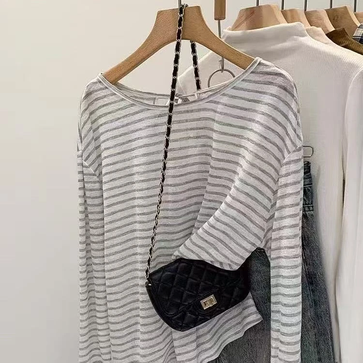 2025夏季薄款撞色条纹防晒长袖T恤女露背罩衫系带微透空调衫上衣