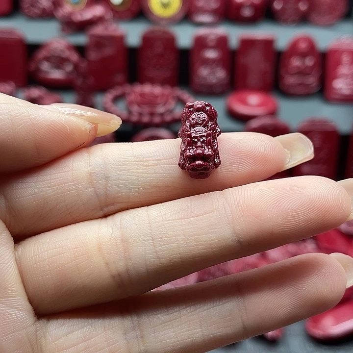 天然辰砂朱砂吊坠