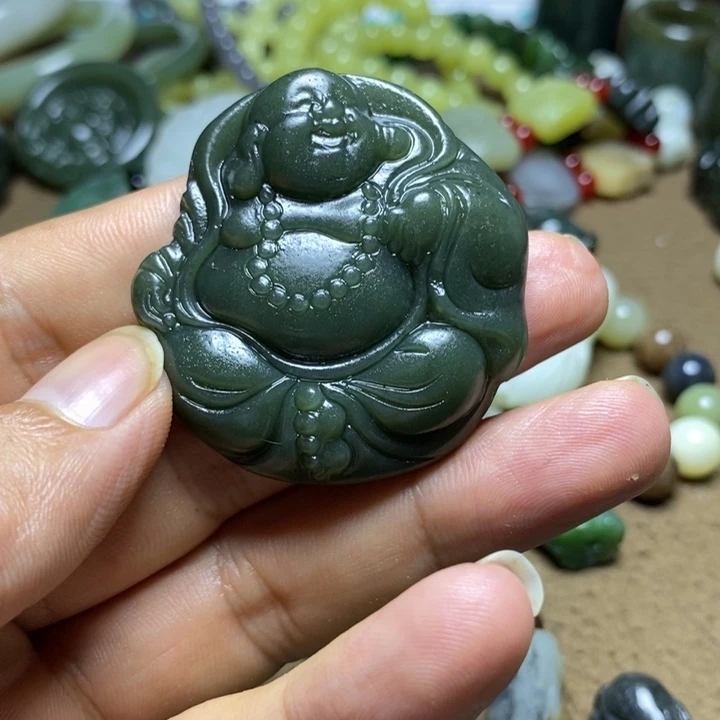 颈饰未镶嵌和田玉