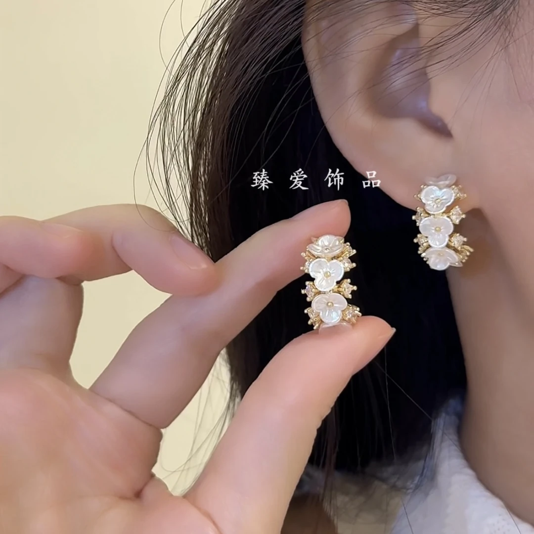 铜合金合成锆石耳饰 气质时尚小清新花朵C形耳圈小众设计耳环女