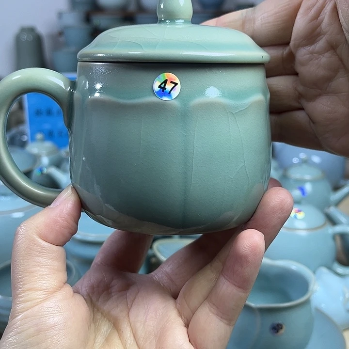 47带盖咖啡杯250Cc哈哈哈哈哈