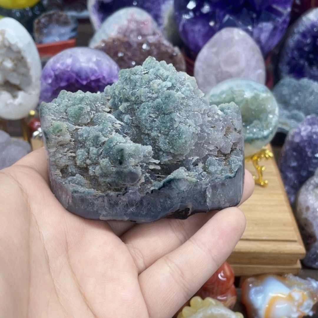 紫晶未镶嵌大型摆件（非配饰）