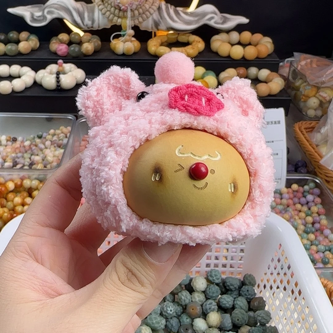 木质粉帽子小猪葫芦1个