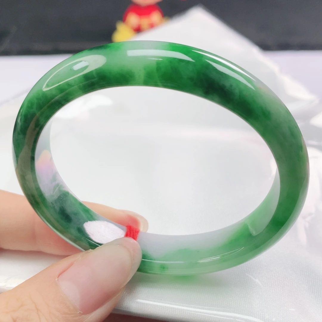 翡翠未镶嵌手镯翡翠53.8辣阳绿贵妃