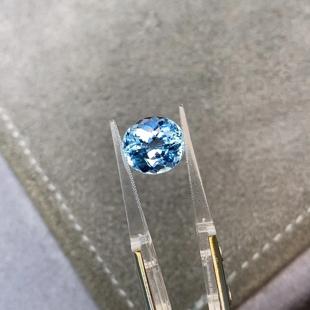 未镶嵌笔搁海蓝宝石6.17ct 吉尔德 超级圣玛利亚