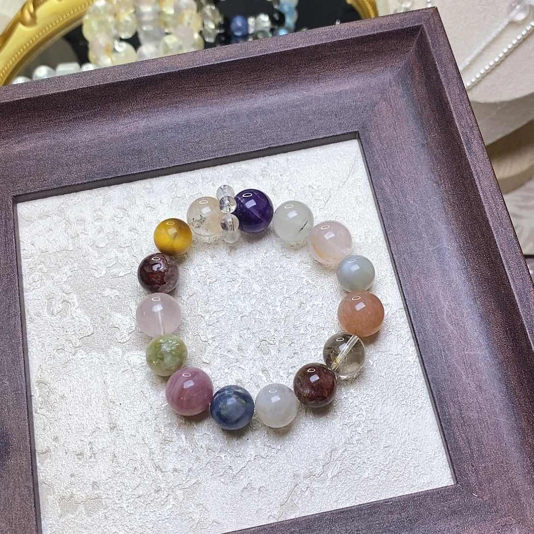 水晶手串未镶嵌多宝