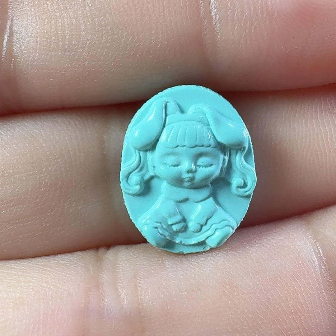 绿松石未镶嵌颈饰