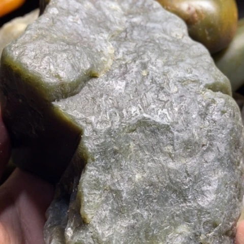 未镶嵌和田玉（糖玉）挂件