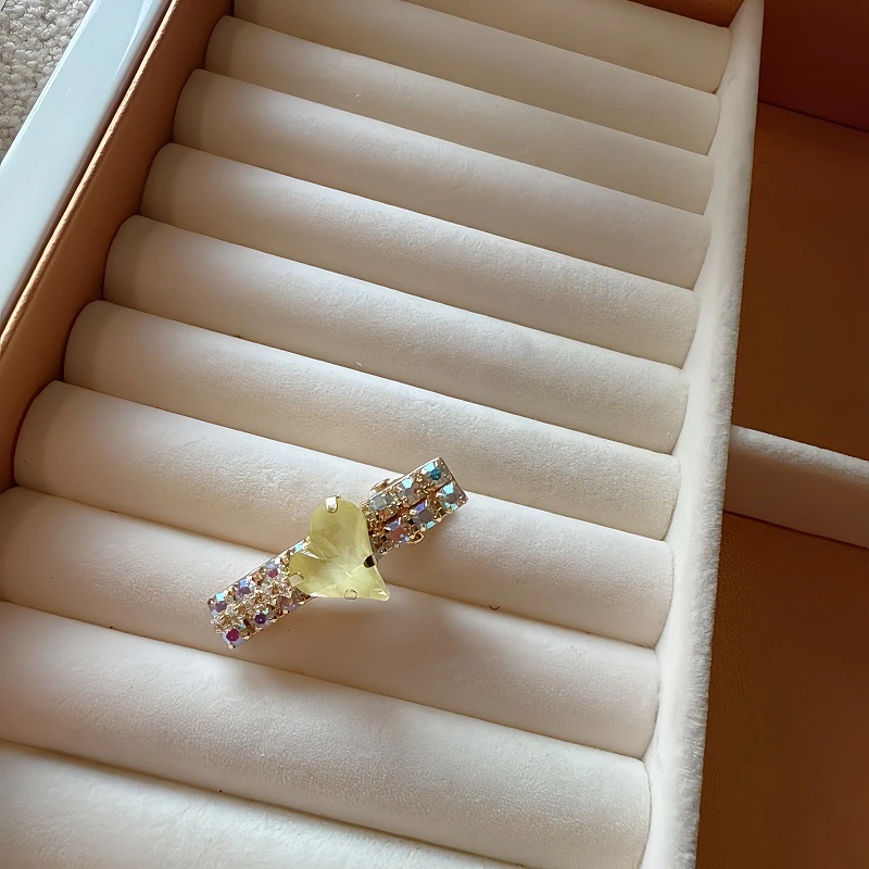 爱心字母流光边夹百搭无痕气质发夹个性时尚甜酷侧边碎发鸭嘴夹