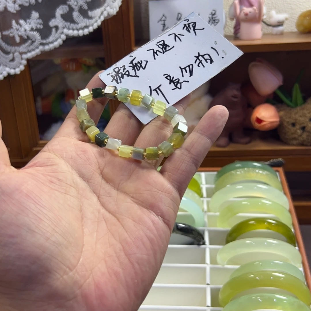 未镶嵌蛇纹石玉手镯492