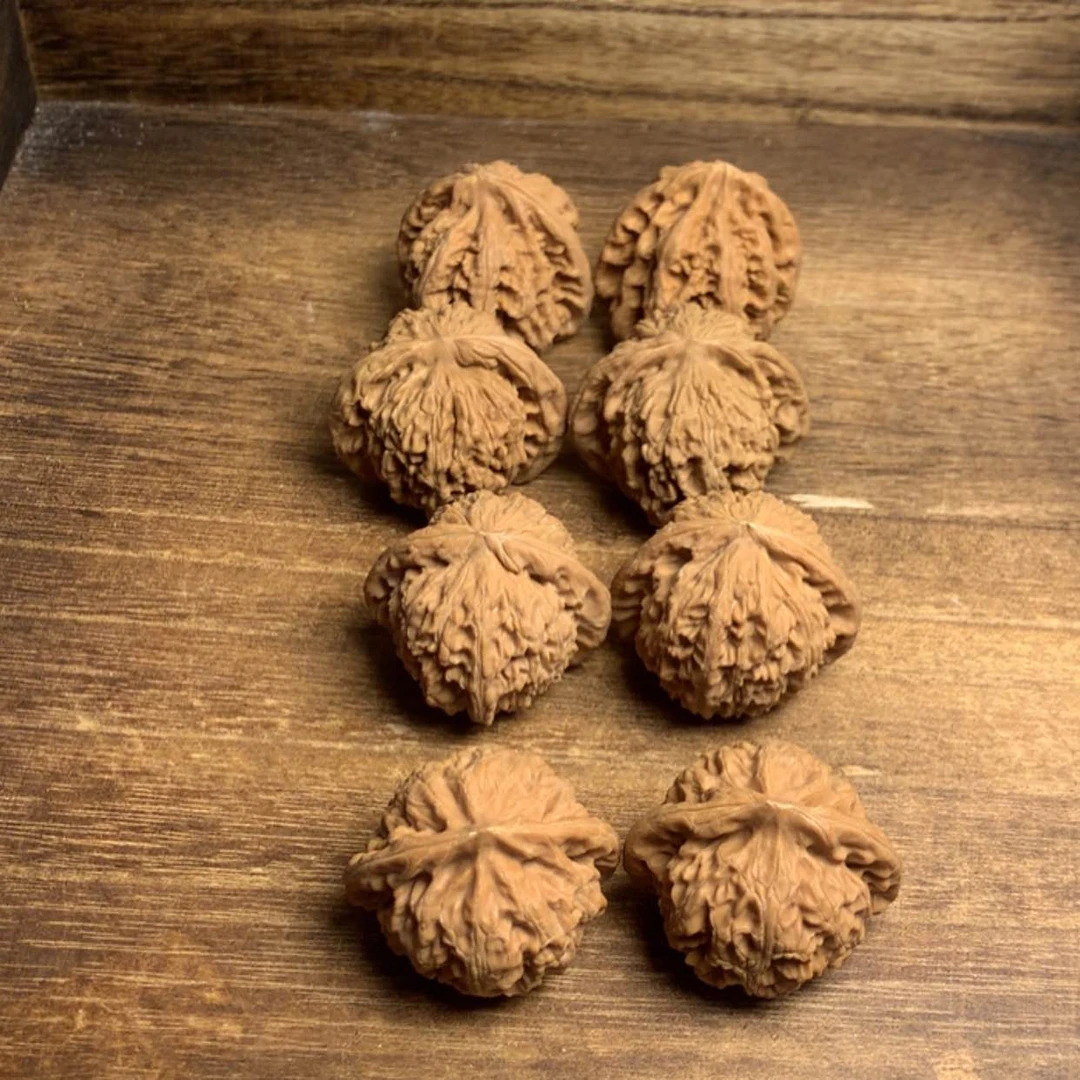 【闪购商品】文玩核桃吊坠南*打包