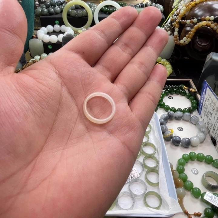 和田玉戒圈未镶嵌真*