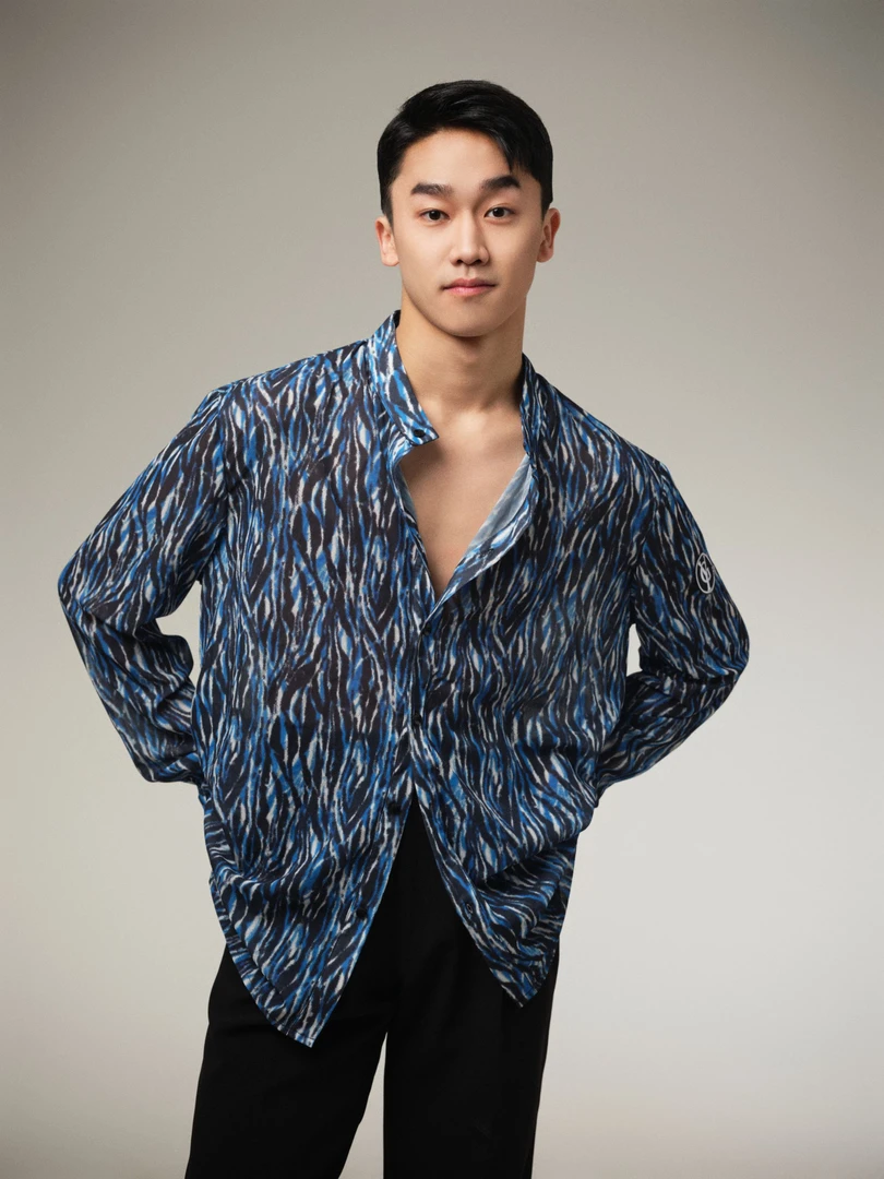 GIYA「动物世界」男士拉丁练习服表演服宽松版蓝豹印花立领衬衫