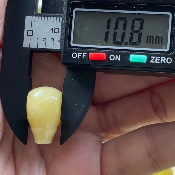 【闪购商品】琥珀裸石未镶嵌19号杂