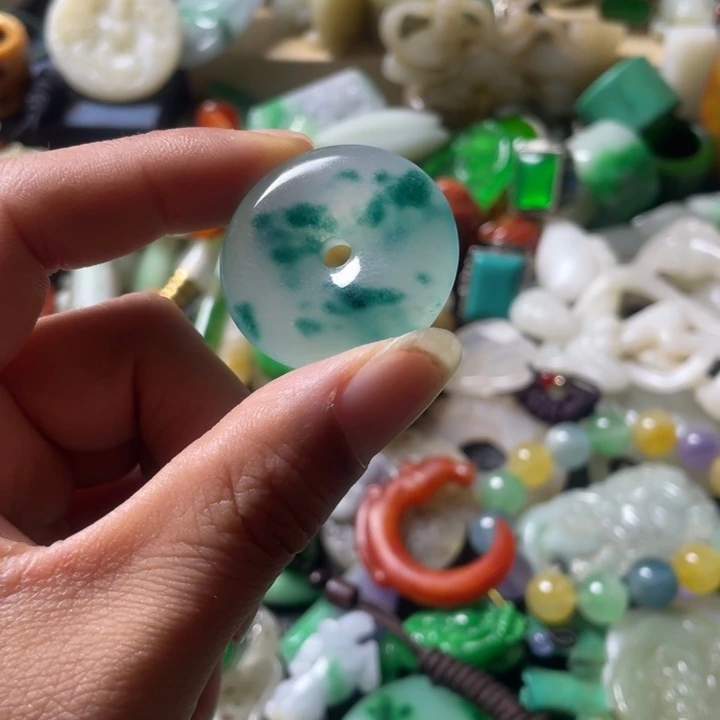 和田玉未镶嵌吊坠(不含链)