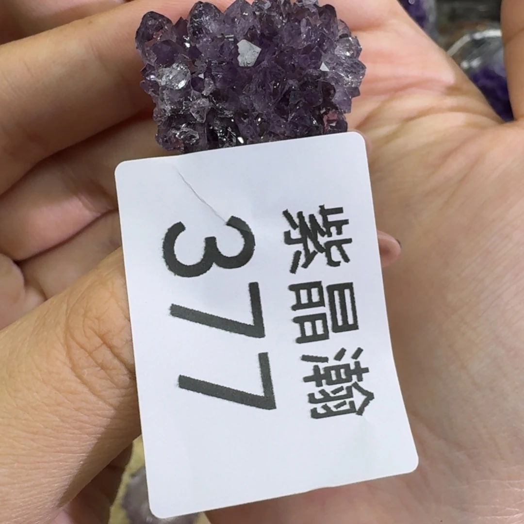 未镶嵌水晶大型摆件（非配饰）