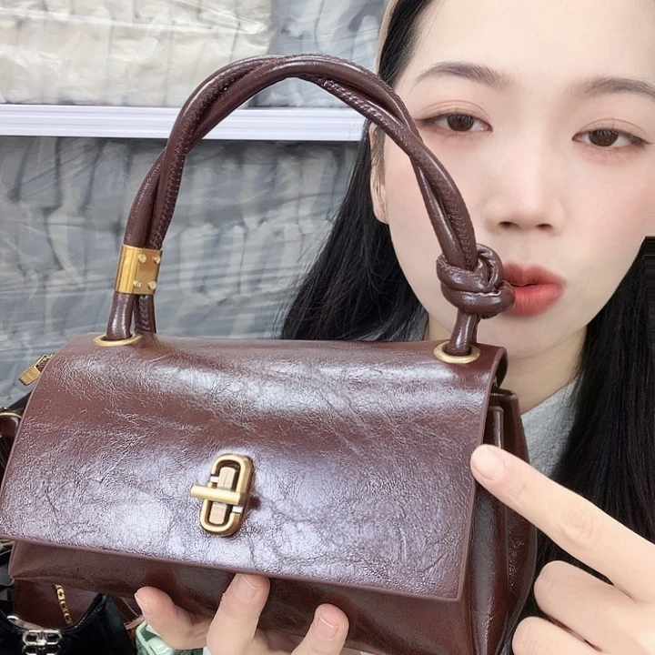 小牛皮（革）牛剖层皮革牛皮（革）