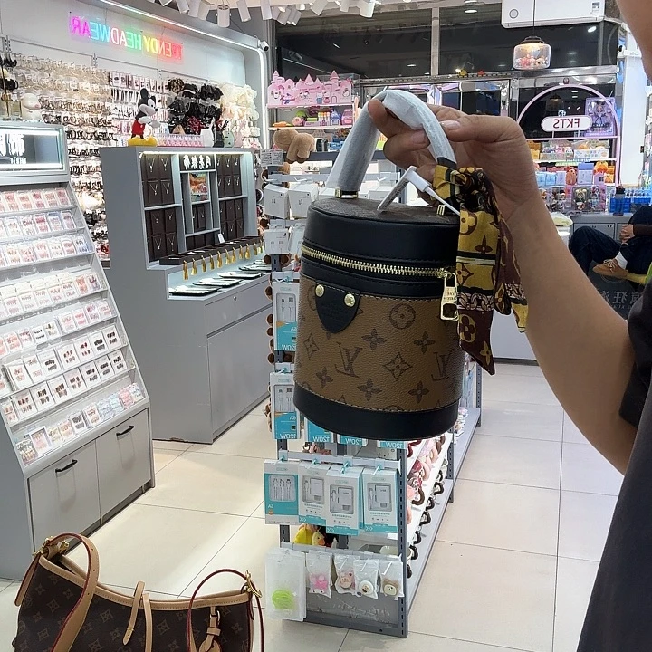 猪剖层皮革那天的那个女同事