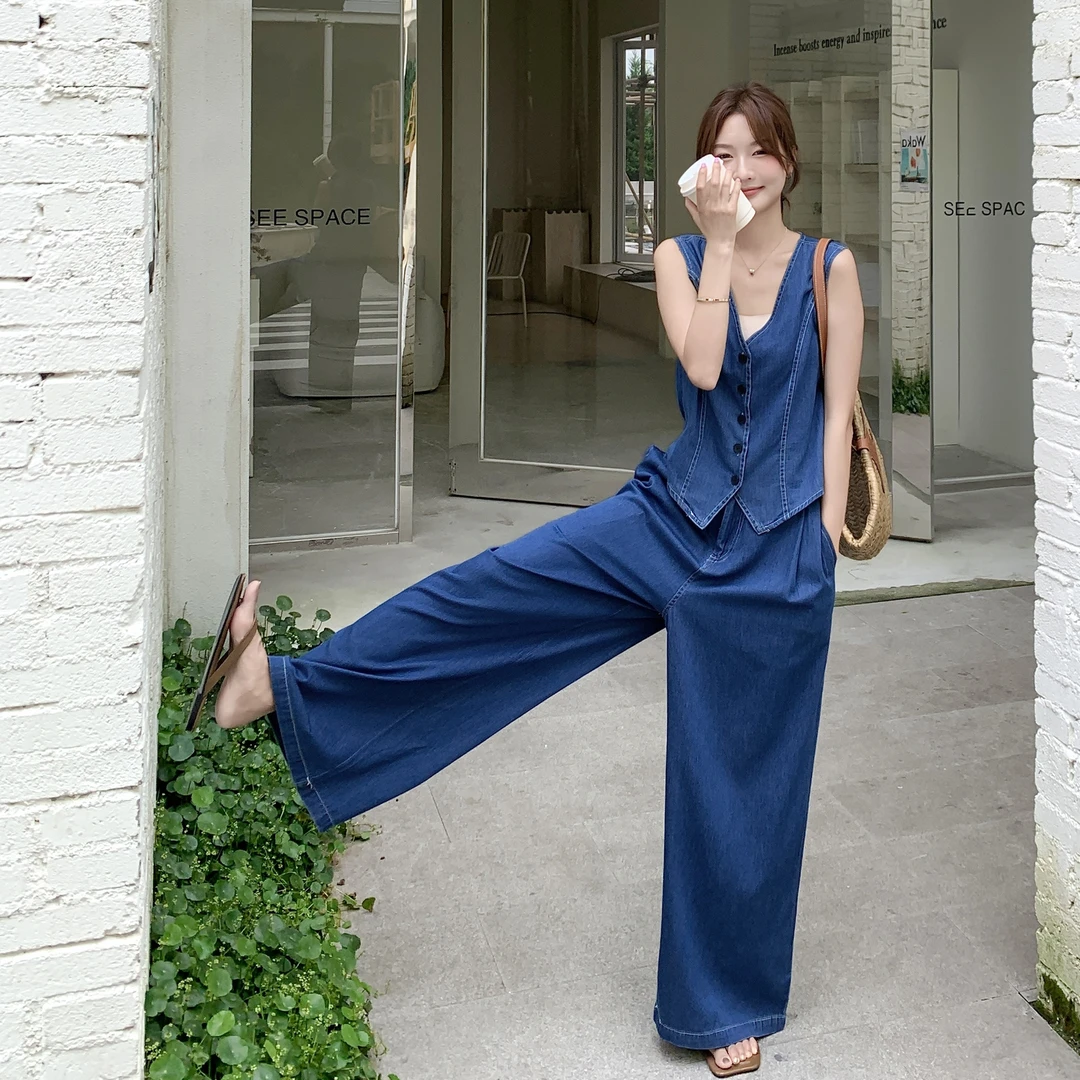 松弛感穿搭牛仔马甲日常阔腿裤套装女2025休闲小个子超好看两件套