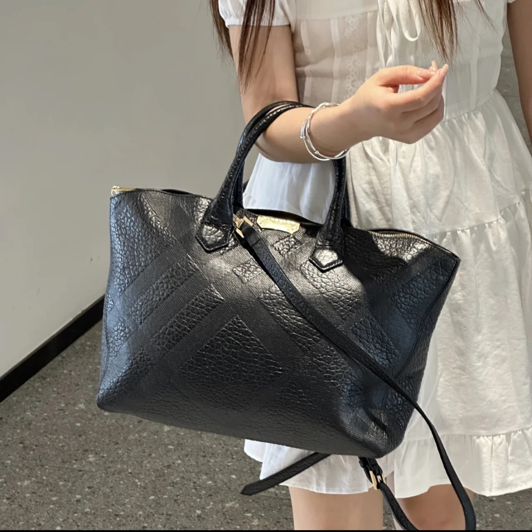 95新 BURBERRY/博柏利 御古屋/17924/纯皮子母托特