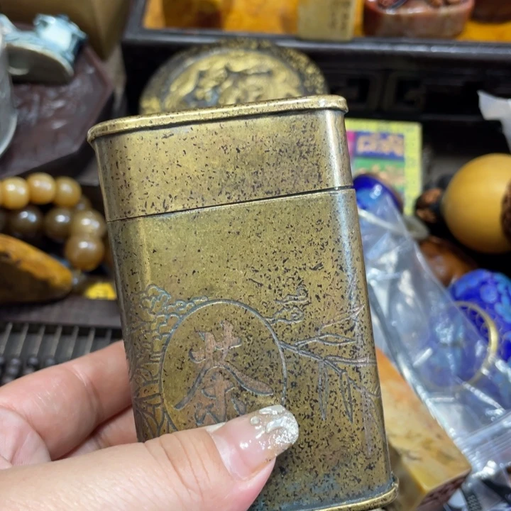 (****陶瓷艺术家的作品