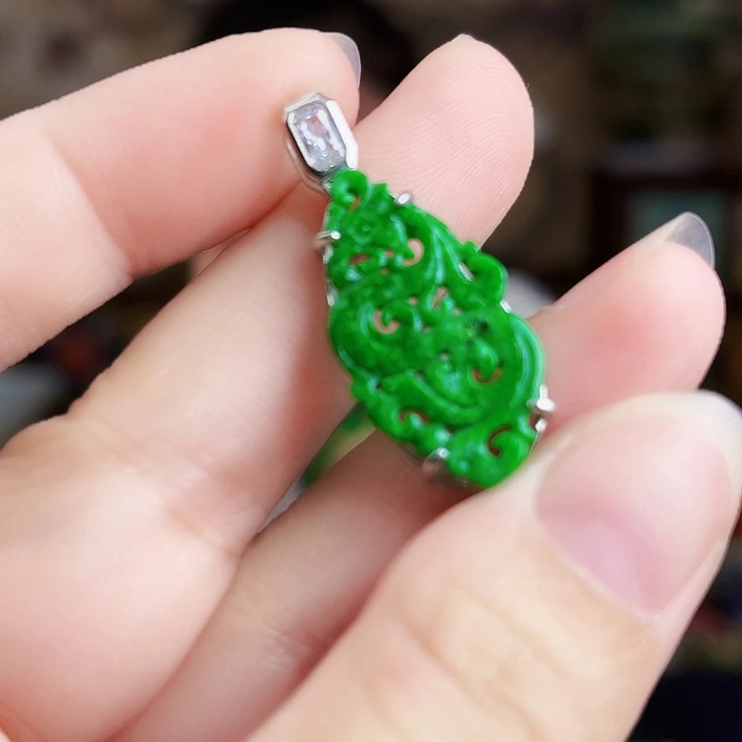 翡翠银S925镶嵌颈饰吊坠
