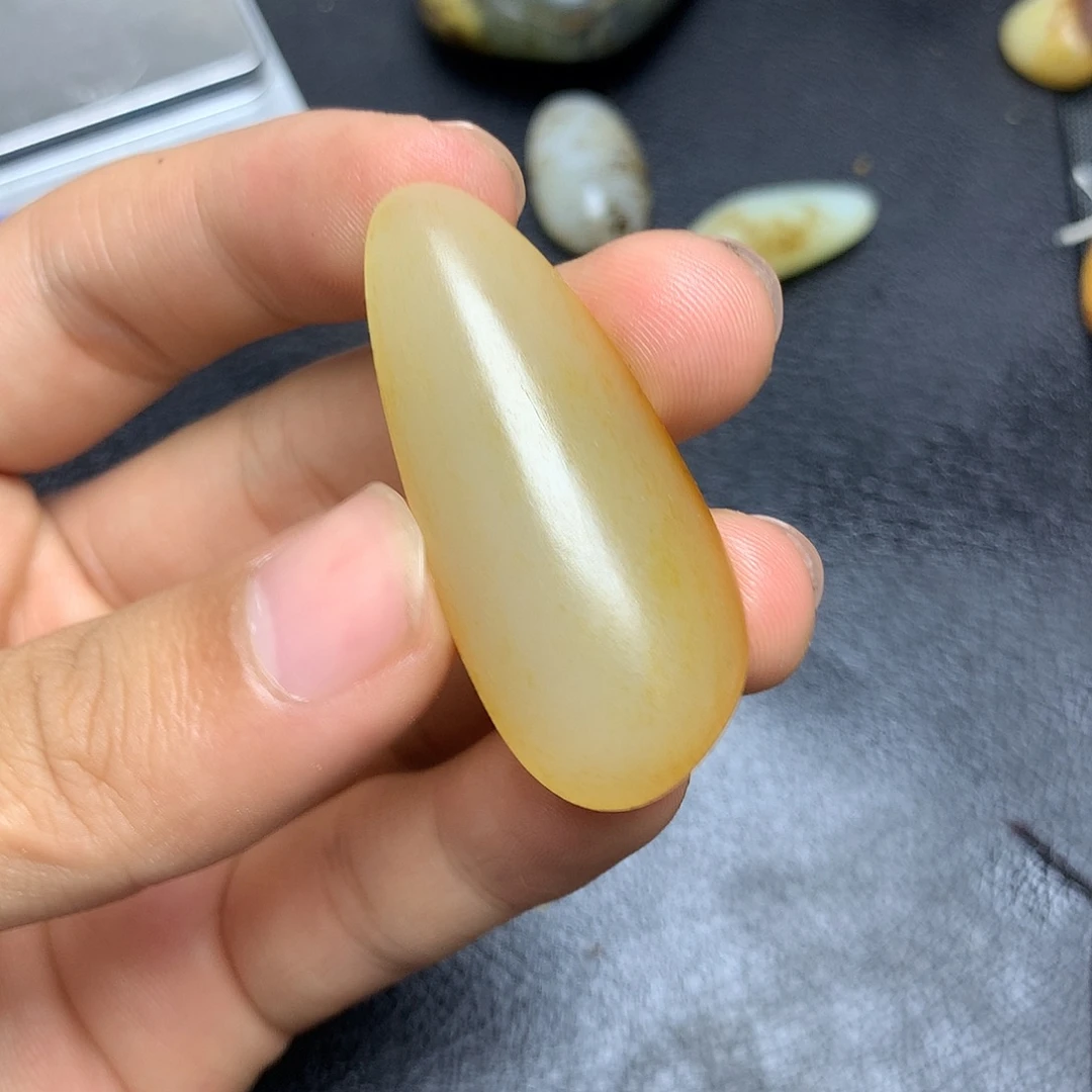 未镶嵌和田玉挂件