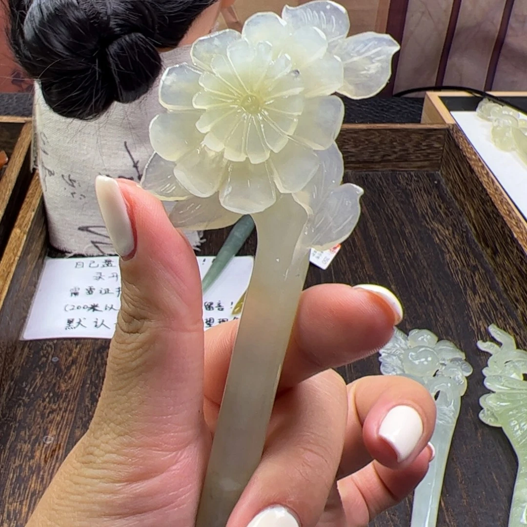 蛇纹石玉未镶嵌发簪