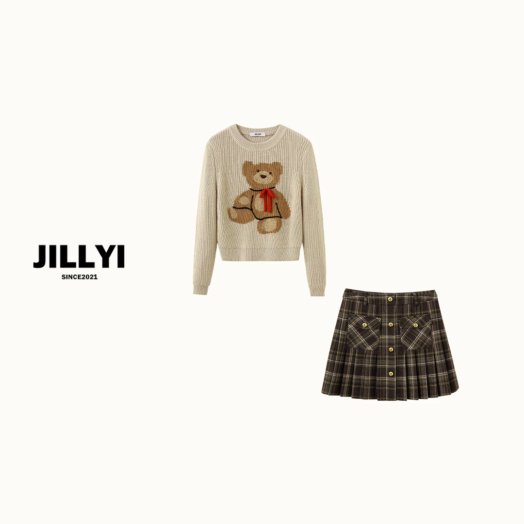 JILLYI珠海店【奶油小熊+苏格兰绿格】燕麦色圆领可爱小熊图案少女