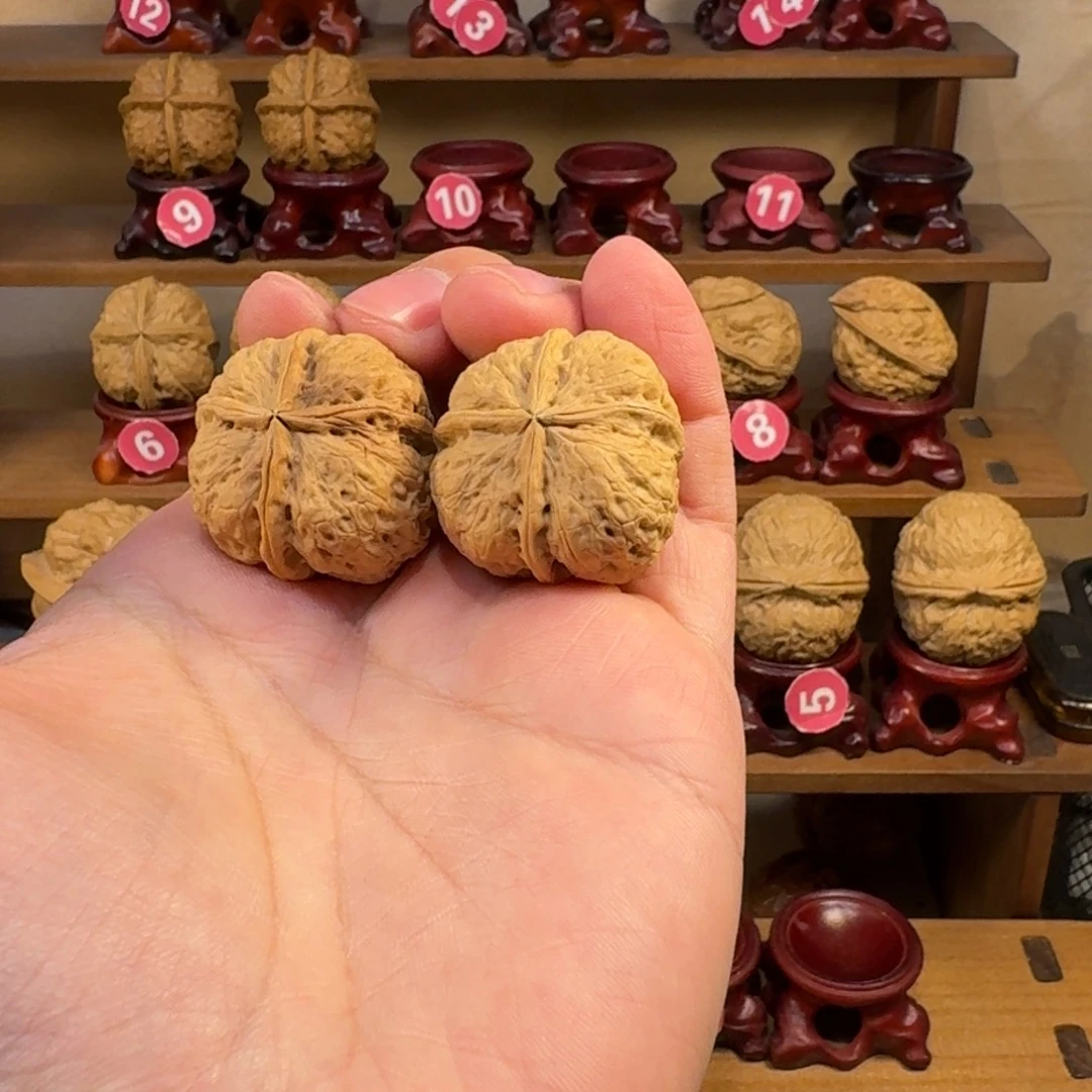 铁核桃把件磨盘四方砖