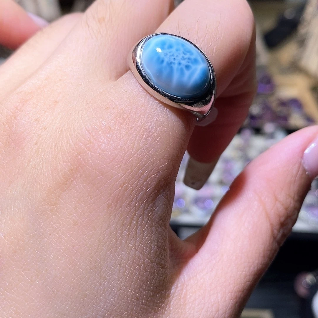 Q****水晶戒指银S925镶嵌