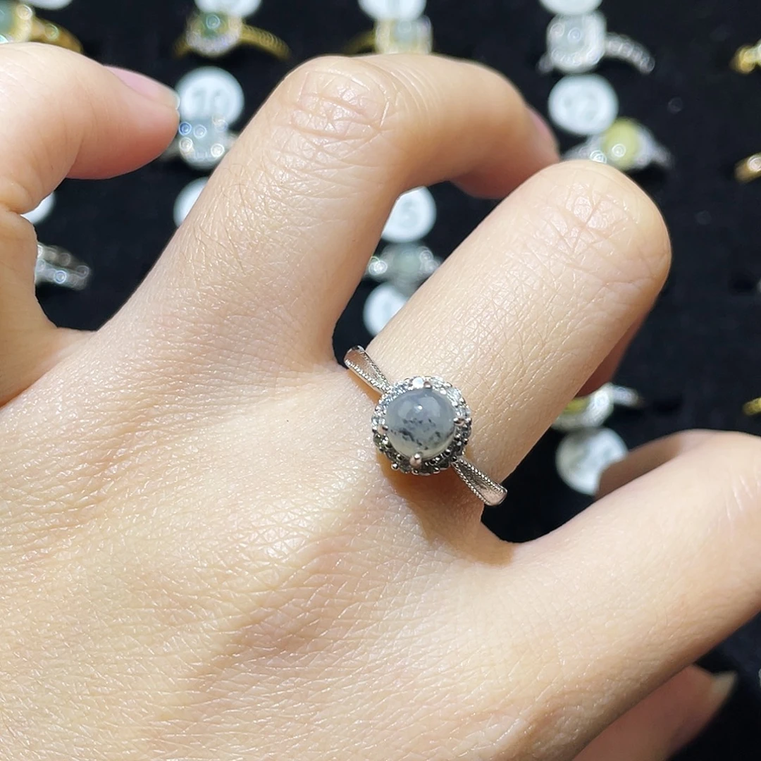 翡翠未镶嵌戒指戒指