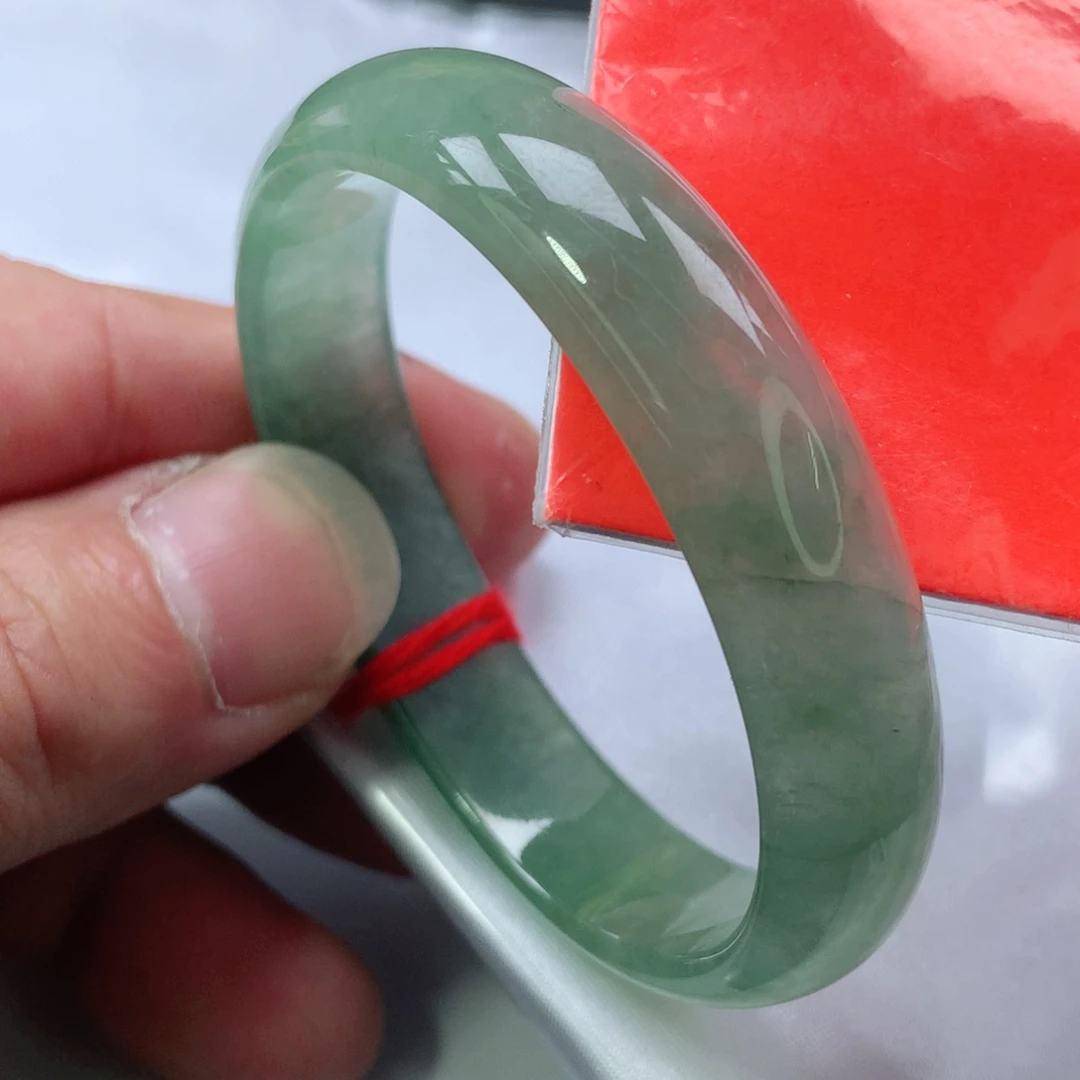 翡翠手镯（贵妃镯）未镶嵌0719号