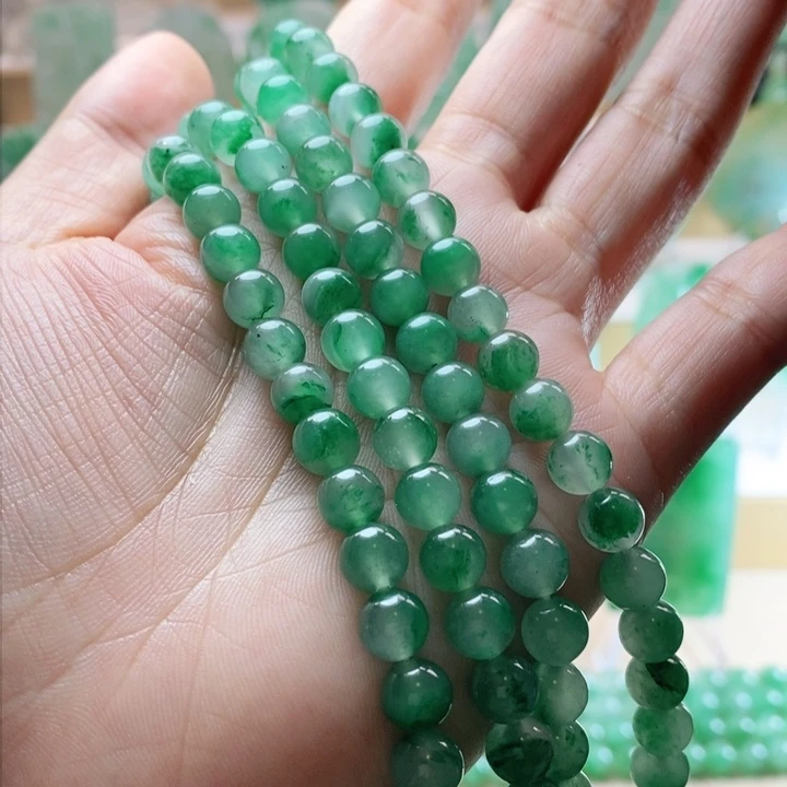 未镶嵌石英质玉珠宝奇石?**?非洲翠