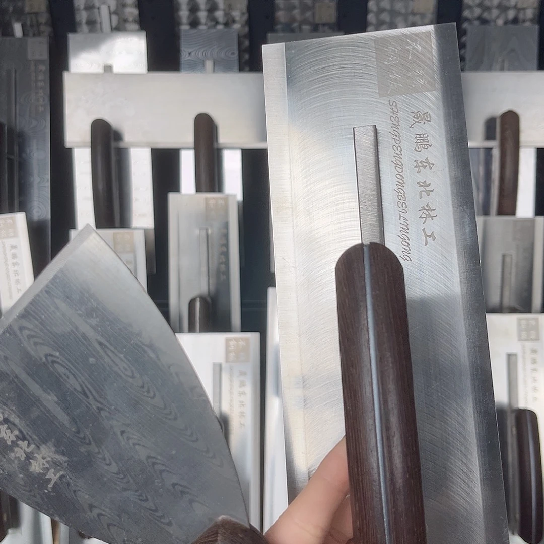 南***墙27.85.92一体油工5寸大吗