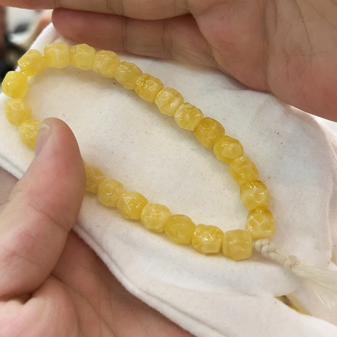 蜜蜡未镶嵌珠宝奇石