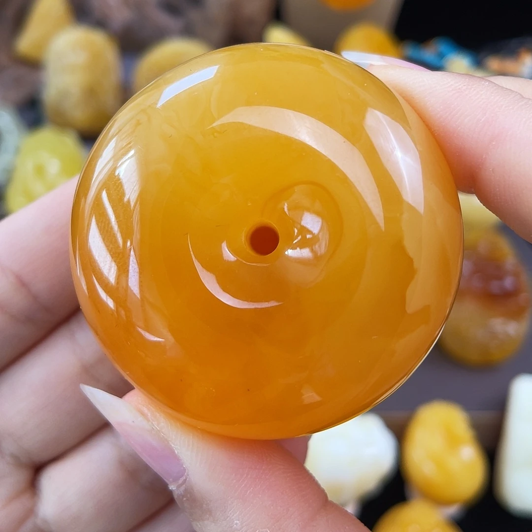 琥珀未镶嵌珠宝奇石