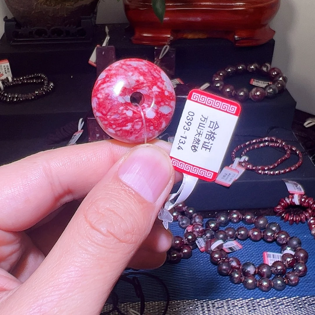 天然辰砂纯天然扣子