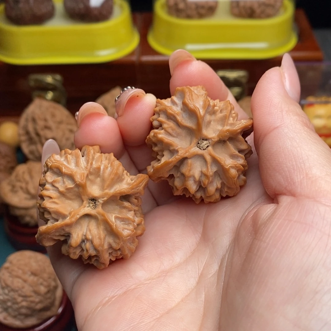 文玩核桃吊坠39苹果园