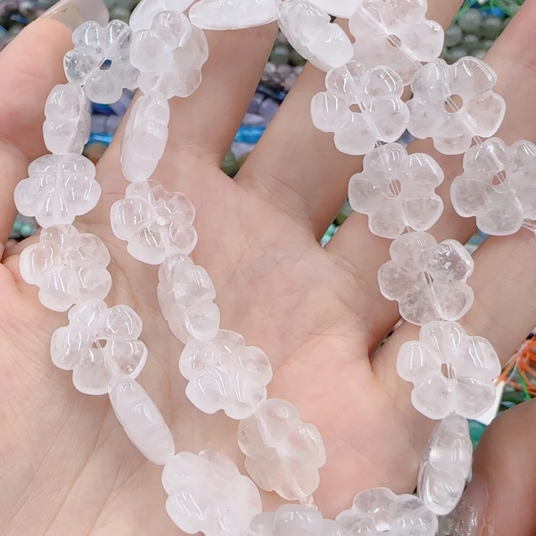 未镶嵌玛瑙/玉髓珠宝半成品天然白水晶五瓣花一条