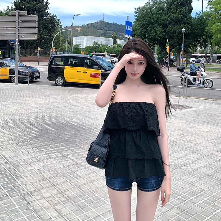 Chill巧儿【镂空刺绣】法式浪漫纯欲性感显瘦花苞抹胸上衣女