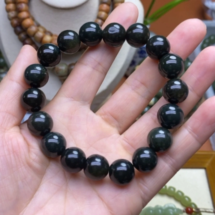 【闪购商品】未镶嵌手链岫岩河磨玉（透闪石质玉）