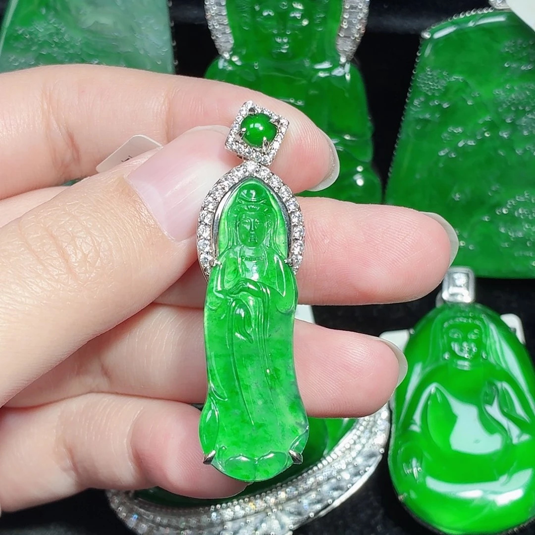 翡翠未镶嵌颈饰天然A货翡翠
